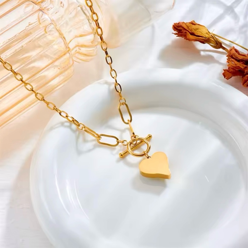 Clearance! AB Crystal Heart Borealis Prism Minimalist Paperclip Chain Necklace - Picture 4 of 6